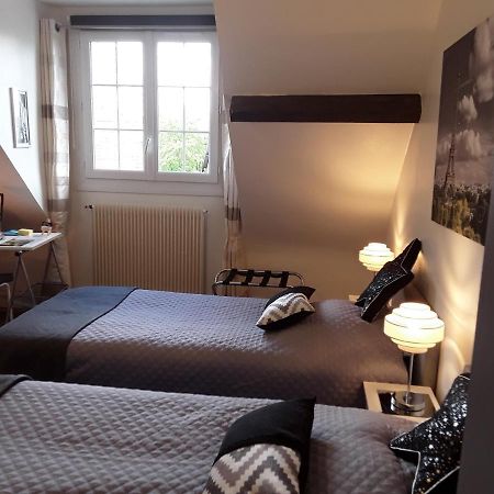 Clos Du Bourg Bed and Breakfast Saint-Cyr-en-Val Exteriör bild