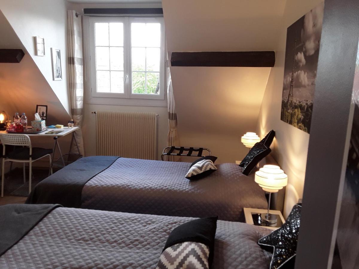 Clos Du Bourg Bed and Breakfast Saint-Cyr-en-Val Exteriör bild